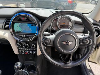 /photos/11305/f24e6a48-da3c-4563-badd-ef23784013c8_i320x240.jpg