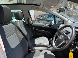 /photos/11305/fd368a94-8cb4-4c9e-a81e-be27f8a001a4_i320x240.jpg